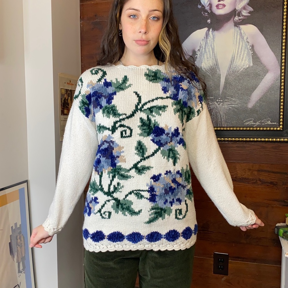 Vintage 80s floral knit sweater